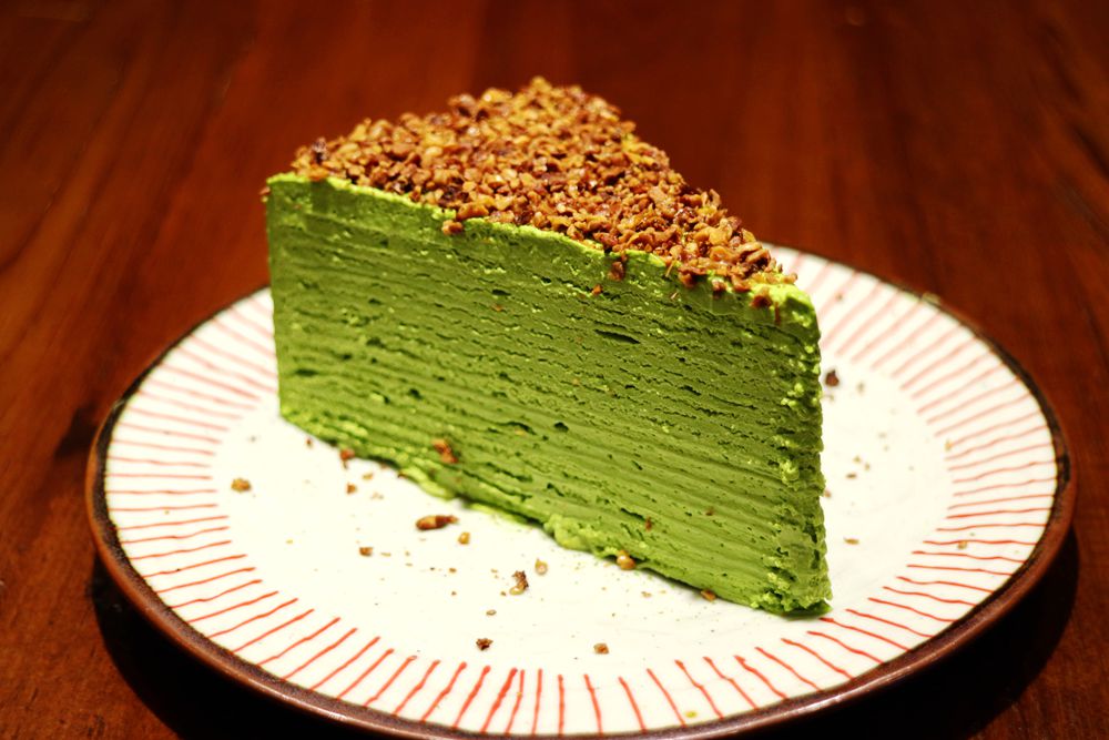 KenyettaNe53899's tweet photo. Craving vibrant flavor Dig into Japanese-style matcha tiramisu with red bean filling—creamy, earthy, and totally addictive https://t.co/R8rYuGJUUF