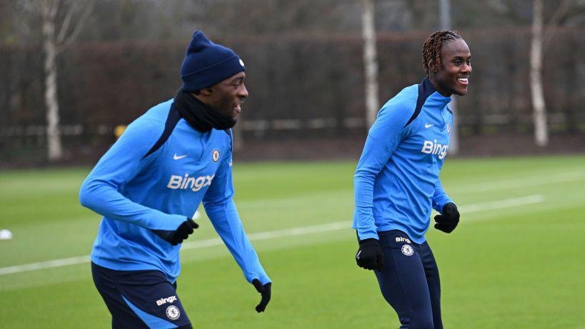 TheBlueDodger's tweet photo. 🚨💰 Chelsea asking prices for these three:

▪︎ Trevoh Chalobah - £35m
▪︎ Axel Disasi  - £25m
▪︎ Benoît Badiashile - £30m

(@TheAthleticFC) #CFC https://t.co/azcIAt7n22