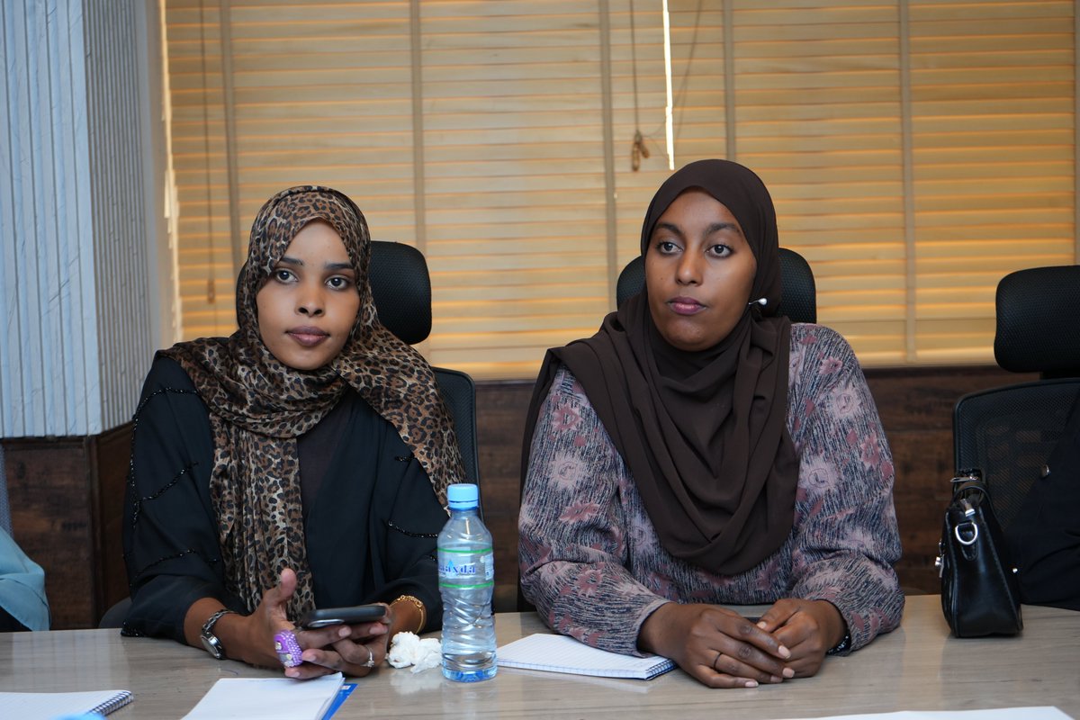 UbahAnd's tweet photo. Through the SDC Project, we trained CSO members and young activists to bridge the generational gap in GBV prevention advocacy, strengthening collaboration and collective action for safer, more inclusive communities.
#SDCProject #EndGBV #YouthLeadership #GenderEquality #Ubah https://t.co/AuEdZzKsjw