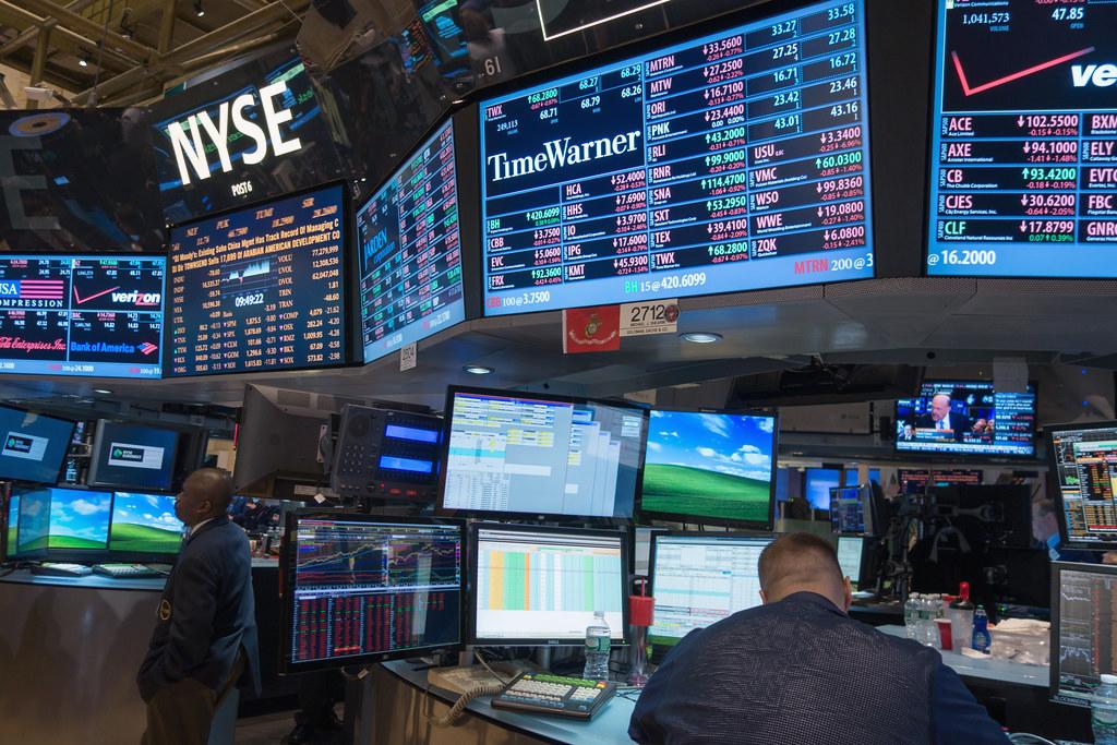 deborah14md7's tweet photo. Market making in summer thin. Low volume means sharp moves. https://t.co/4QBjMr3nFN
