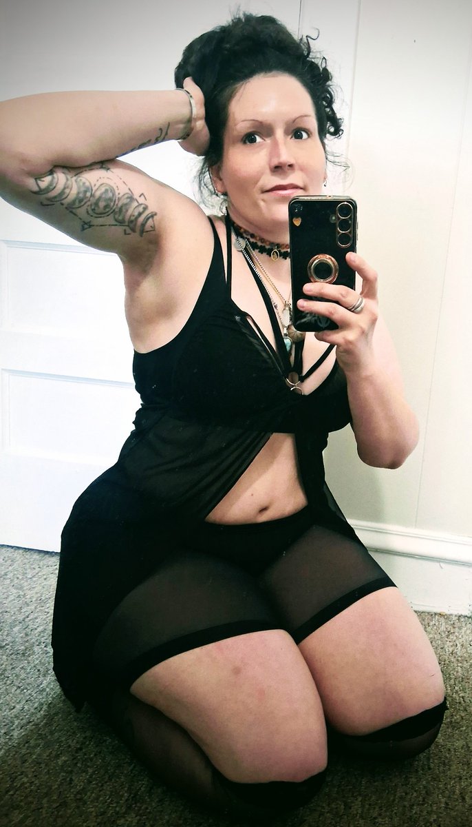sexysoulalchemy's tweet photo. Thick thighs... Just plain thick woman.
#pawg ##payingforcontent #buyingcontent #sellingcontent #newbie https://t.co/nmZC6NImRW