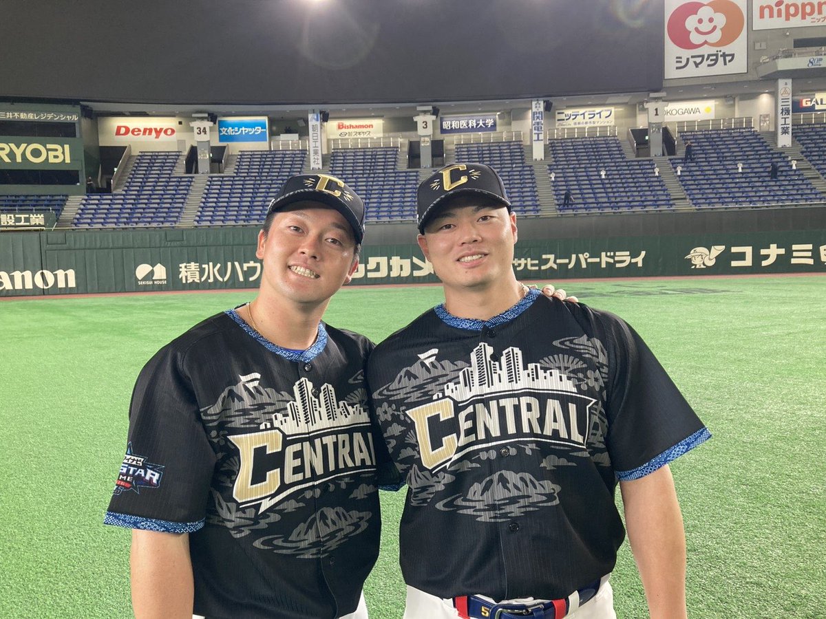 DragonsOfficial's tweet photo. #マイナビオールスターゲーム2026

同級生コンビ！デスターシャ！

#横浜DeNAベイスターズ　#牧秀悟選手
#中日ドラゴンズ　#細川成也選手 https://t.co/bTc1leaNon