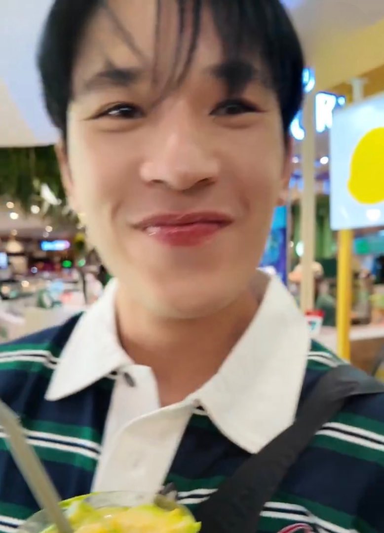 bonniemd95's tweet photo. น้องเพิลม่ายอ้วมคับ (อ้วม) https://t.co/J3q87SPfkf