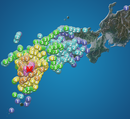 wni_jp's tweet photo. 【地震情報】
7月28日 16:27 震度7
震源：熊本県熊本地方 M7.1 深さ約10km
https://t.co/60lKByPZDX https://t.co/u9oXas7KMo