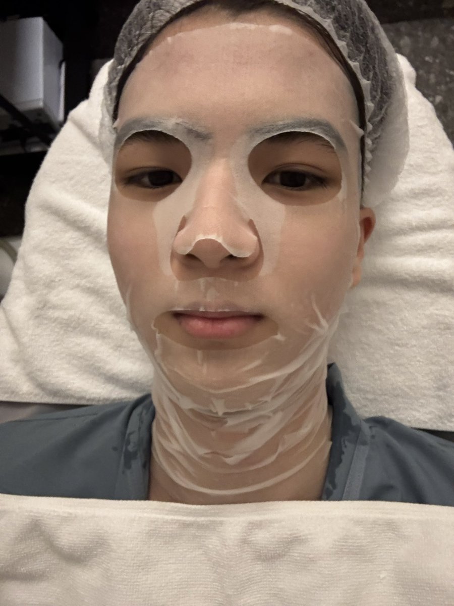 keatonnst's tweet photo. เสริมหล่อหน่อยย😁 พน.เจอกันคับบ
#keatonnst
#SLCClinic https://t.co/hi9wY6T6qK