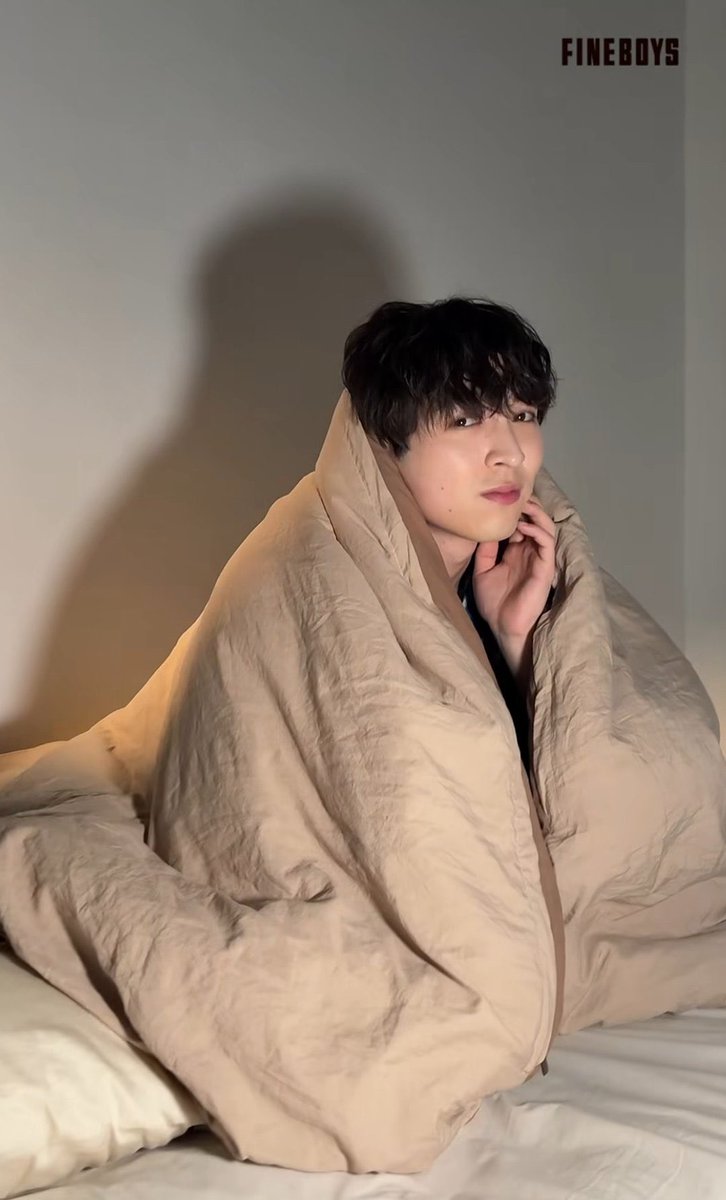 orenomoejinchan's tweet photo. FBってずっとなにかの"思想"を持ってるだろ https://t.co/0G3H4GVPtY