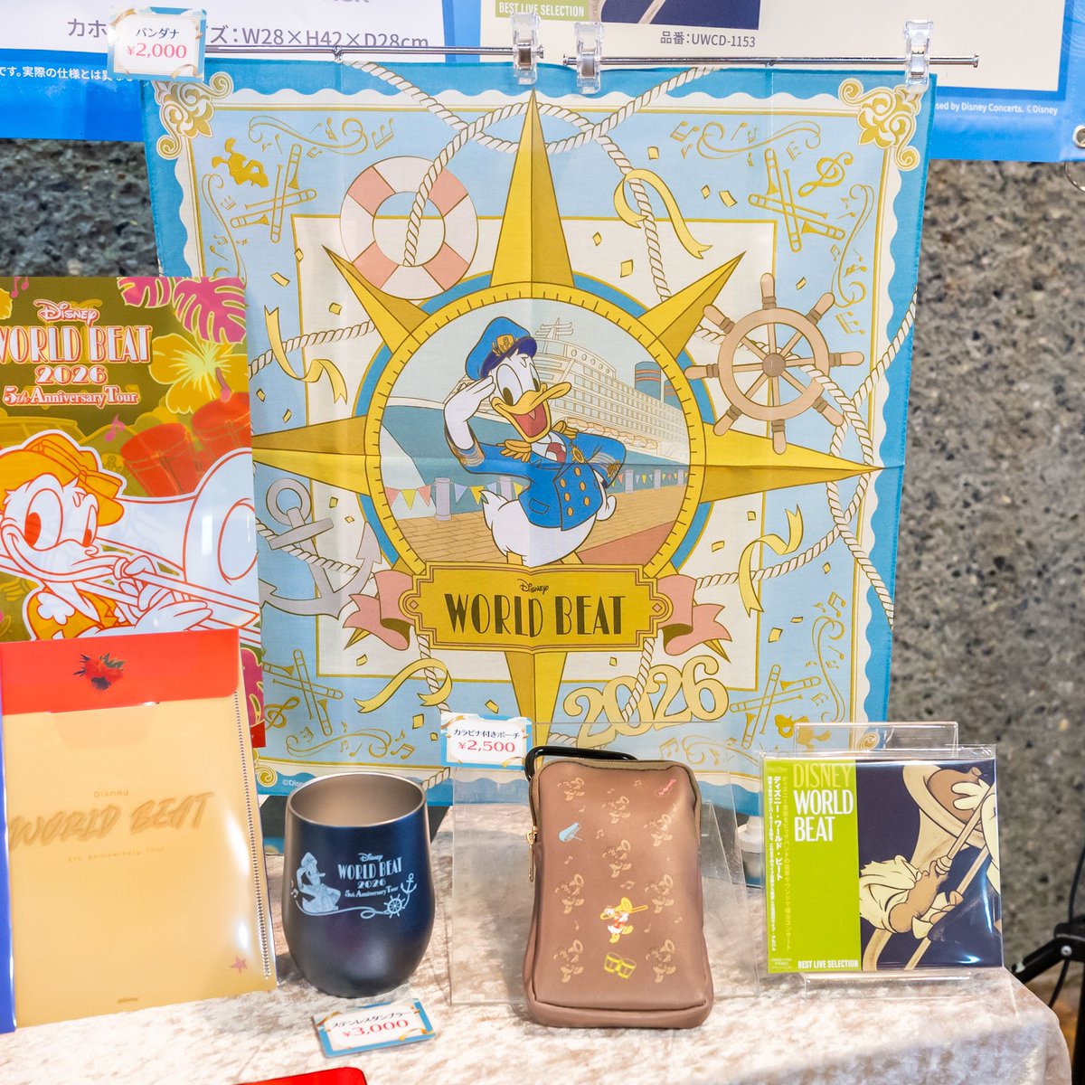 DtimesDrama's tweet photo. ドナルドと南国クルーズ！
ディズニー・ワールド・ビート 2026 コンサートグッズ
完全受注生産のカホンも登場☆
詳細→https://t.co/57RM8ZzHut https://t.co/CmTZUq2zbr