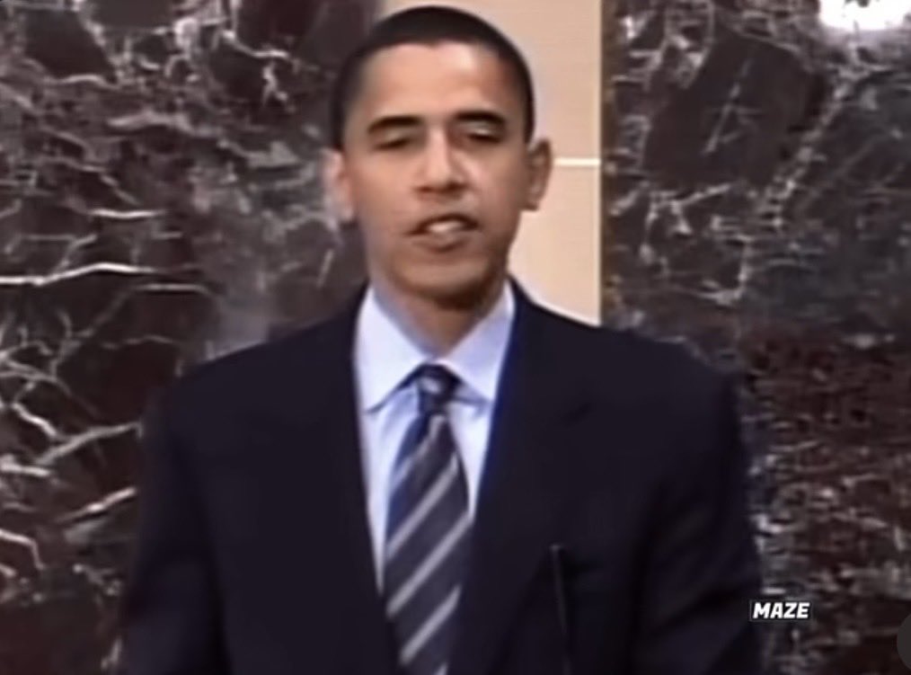 DuxVul2's tweet photo. In 2006, a far right senator gave a speech on mass deportations calling for more 

He criticised President Bush for not doing more ICE raids on places of work where they know illegals are 

That far right senator was Barack Obama https://t.co/vB45vJmNS3