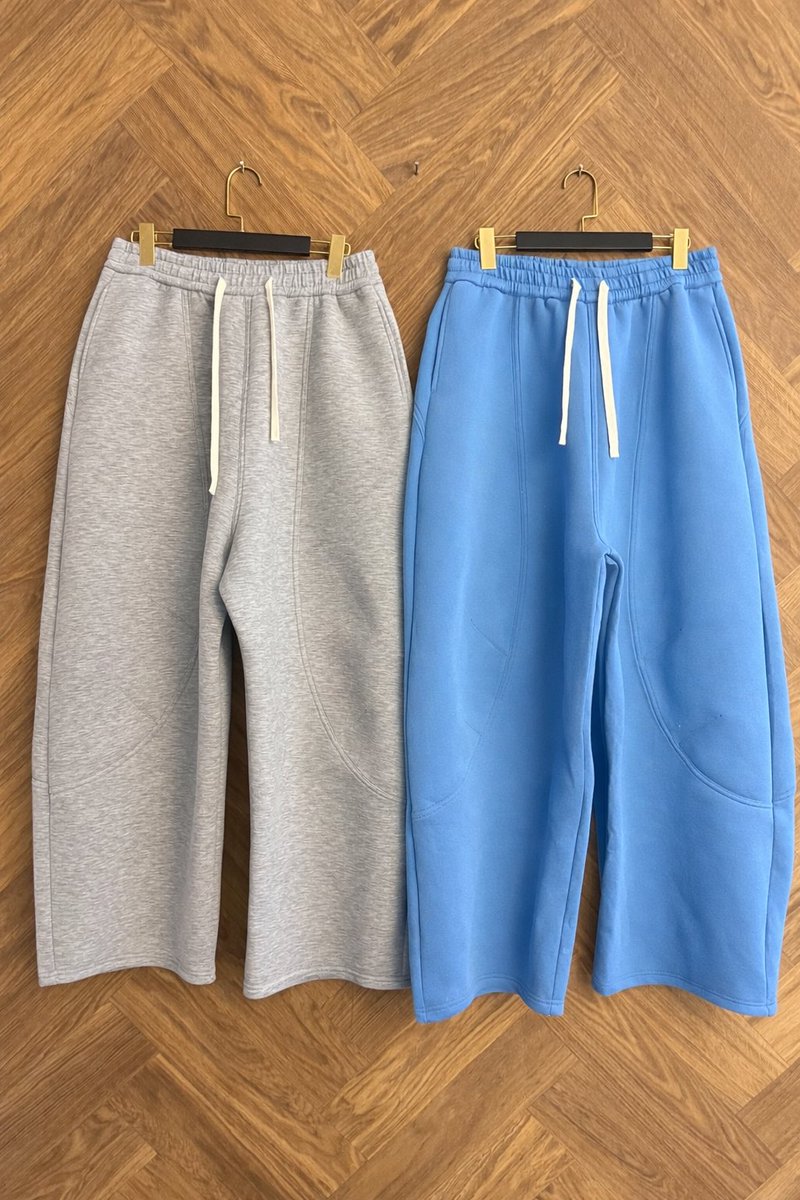 Intellectual_OT's tweet photo. Cotton pant

🏷️ 18k each https://t.co/HMY1cFpVsY