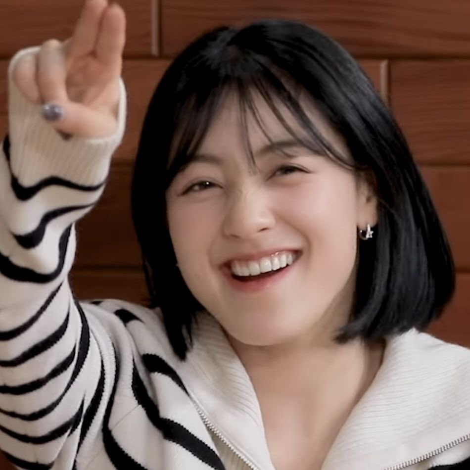 SAHYOO_'s tweet photo. I also think that Jihyo wants to add something and the company is refusing that or vice versa Despite that I support Jihyo's decision she will do everything for her own benefit and I love this https://t.co/mOcBZmZtQT