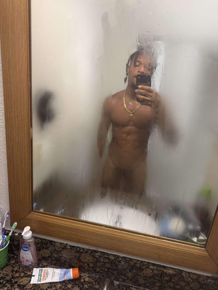 6achem_1L's tweet photo. You up ? https://t.co/SRMR3UB0f1
