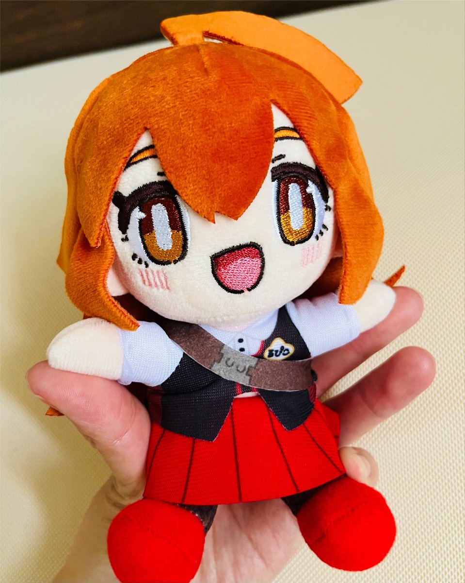 anekoRIP's tweet photo. 最近何かを愛でたいという欲求が強いけどペットも飼えないので代わりにこの子を我が子のように愛でてる。
ぬいぐるみおじさん。
今書いてて気づいたけど割と本当に子供みたいなもんだった https://t.co/xoWm3wBBPl