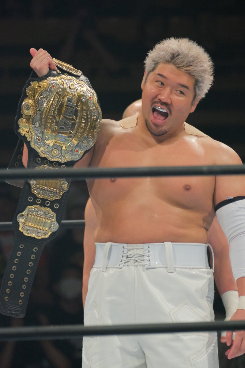 orange1010g's tweet photo. 2人ともベルトに貪欲でワクワクします

#G1CLIMAX36  #njpw #YutoIce #OSKAR https://t.co/8uDzQuWsBr