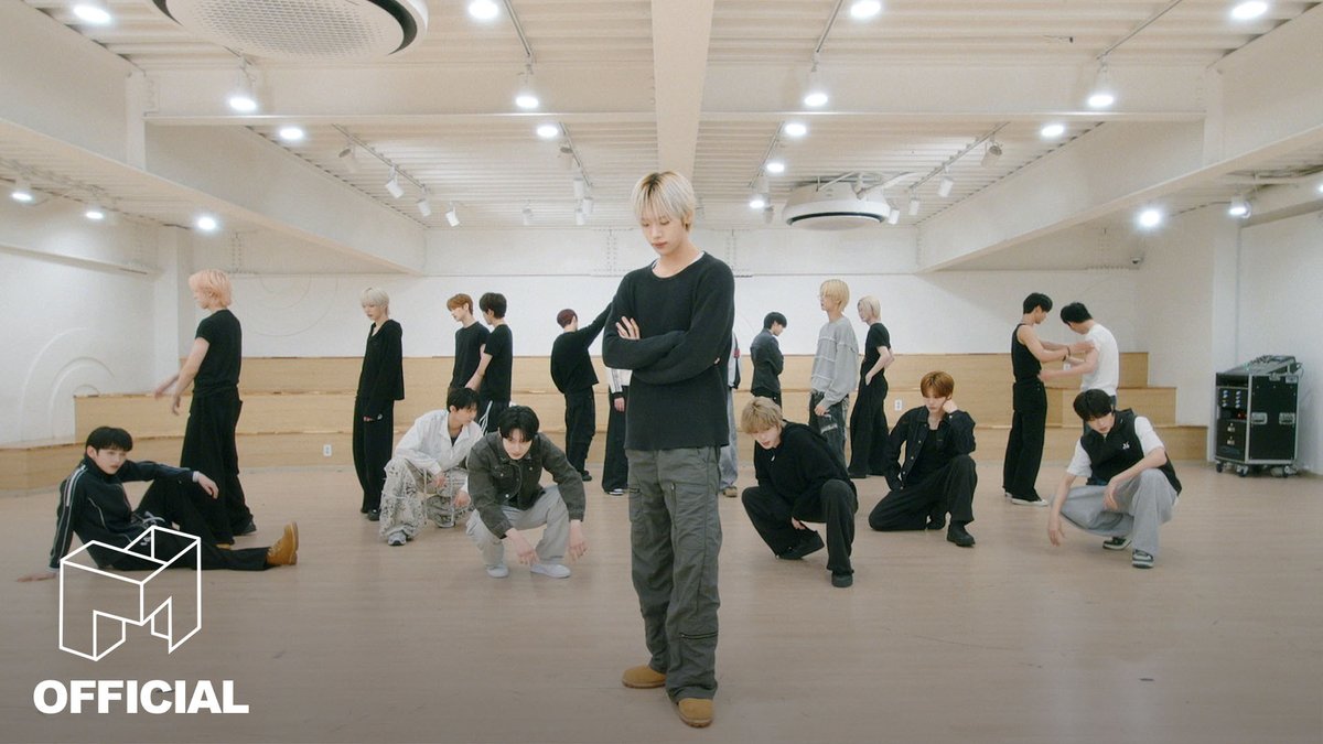 idntt_cosmo's tweet photo. idntt 아이덴티티 'Kids Return' Official Dance Practice (Fix ver.)

https://t.co/3GT2t7fsEs

#idntt #아이덴티티
#Kids_Return #itsnotover https://t.co/7Qx1jh5Vut