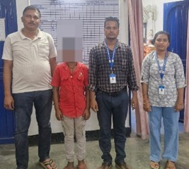 rpf_ecor_kur's tweet photo. Operation Nanhe Fariste:- On 27.07.2026, officers and staff of RPF post/ANGL &amp; District Child Help Line Angul rescued a missing minor boy, aged 12 years from ANGL railway station and handed over to the District Child Help Line, Angul, for further rehabilitation https://t.co/2J8dxMJL2Q