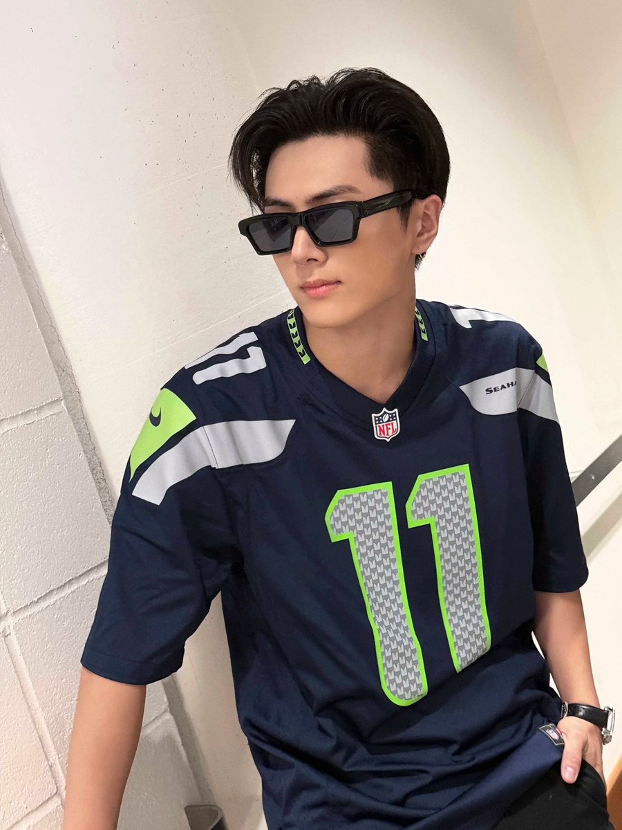 AsiaEnhypen's tweet photo. WVRS | 260728

#ENHYPEN_JAY 🌟 wrote a post:

Thank you, Tacoma and Seattle!
It has always been such a great honor to perform in my hometown.
Wherever I may go in the world, my heart will always be right here🫶
And I'll do my best to come back as soon as possible!
I love you, my city! See you next time☺️

#제이 #ENHYPEN #엔하이픈 @ENHYPEN_members @ENHYPEN