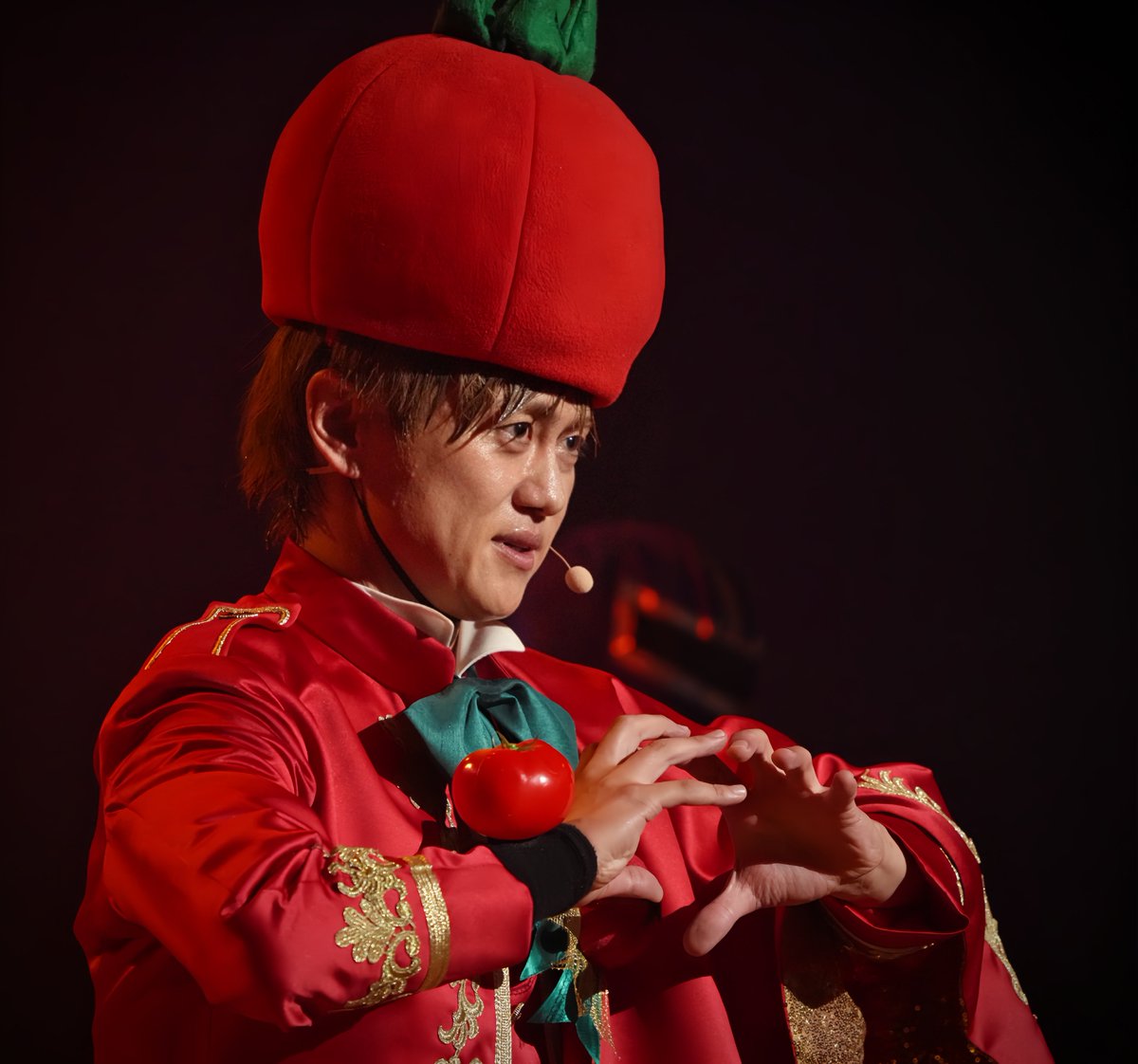 ooguiaoki's tweet photo. トマト兄さんちゃす ファミリーコンサート2026 in 御殿場🍅
〜 笑顔の大収穫祭、大成功！ 〜
開演直前、直後の楽屋裏で、
ちゃすさんに独占インタビューを実施！
https://t.co/n6nMpCdrCc
支えてくれる皆様へ

「今日という日を無事に迎えられたのは、本当に周りのスタッフや支えてくださる皆様のおかげです。心から感謝しています。ありがトマト！🍅🌱」