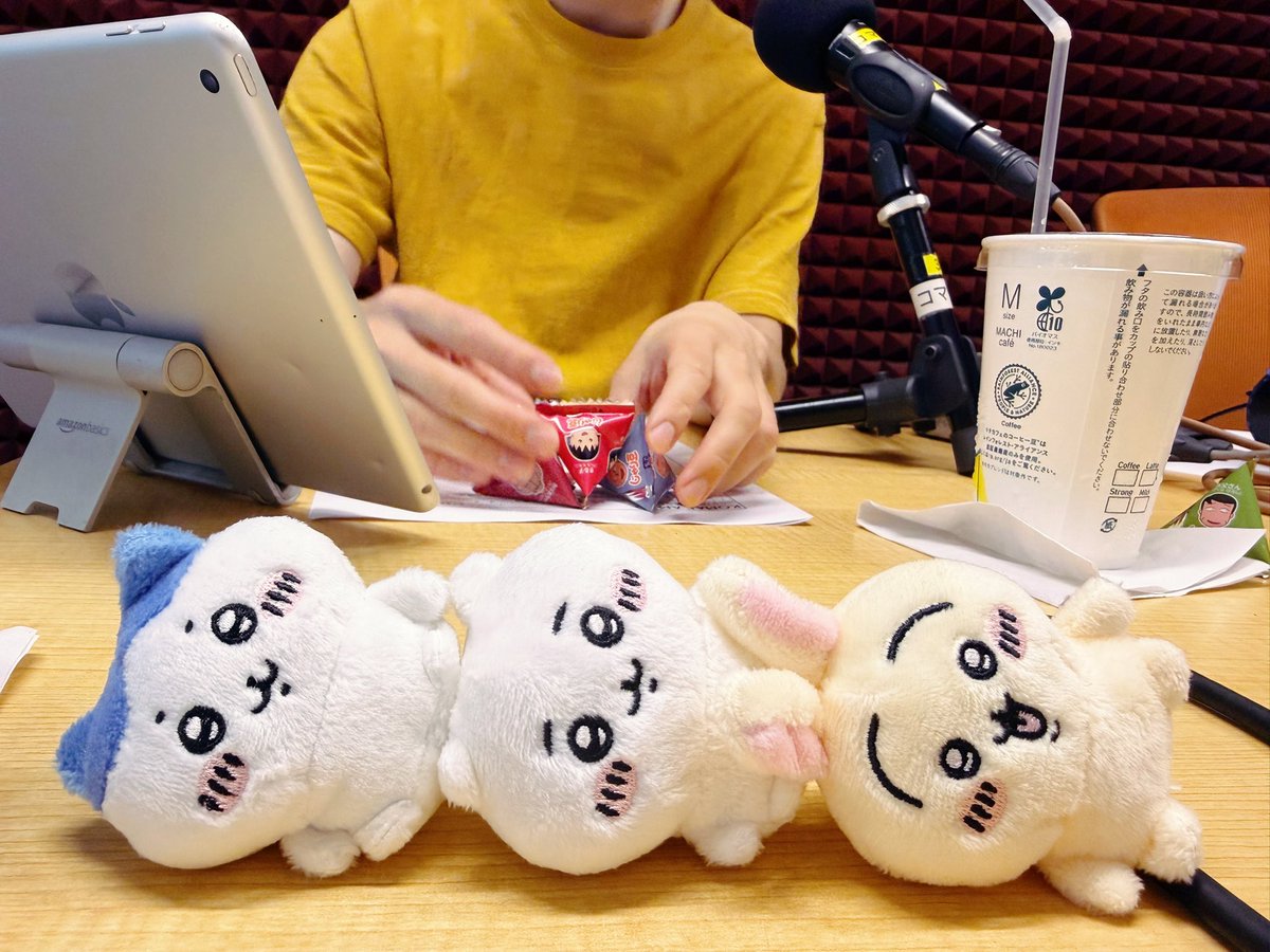 misanga_com's tweet photo. 本日もラジオ「コマエム！火曜日」
お聴きいただき
ありがとうございました📻！

のくちのプレゼンでは
夏のツーリングにおすすめの
冷感グッズの紹介🧊

平木のコーナーでは
W杯＆Jリーグ＆この夏観たい
映画のお話🎬！

Gakuさんからとっても素敵な
静岡のお土産をいただきました🎁

#コマラジ https://t.co/MzhNbRcVHE