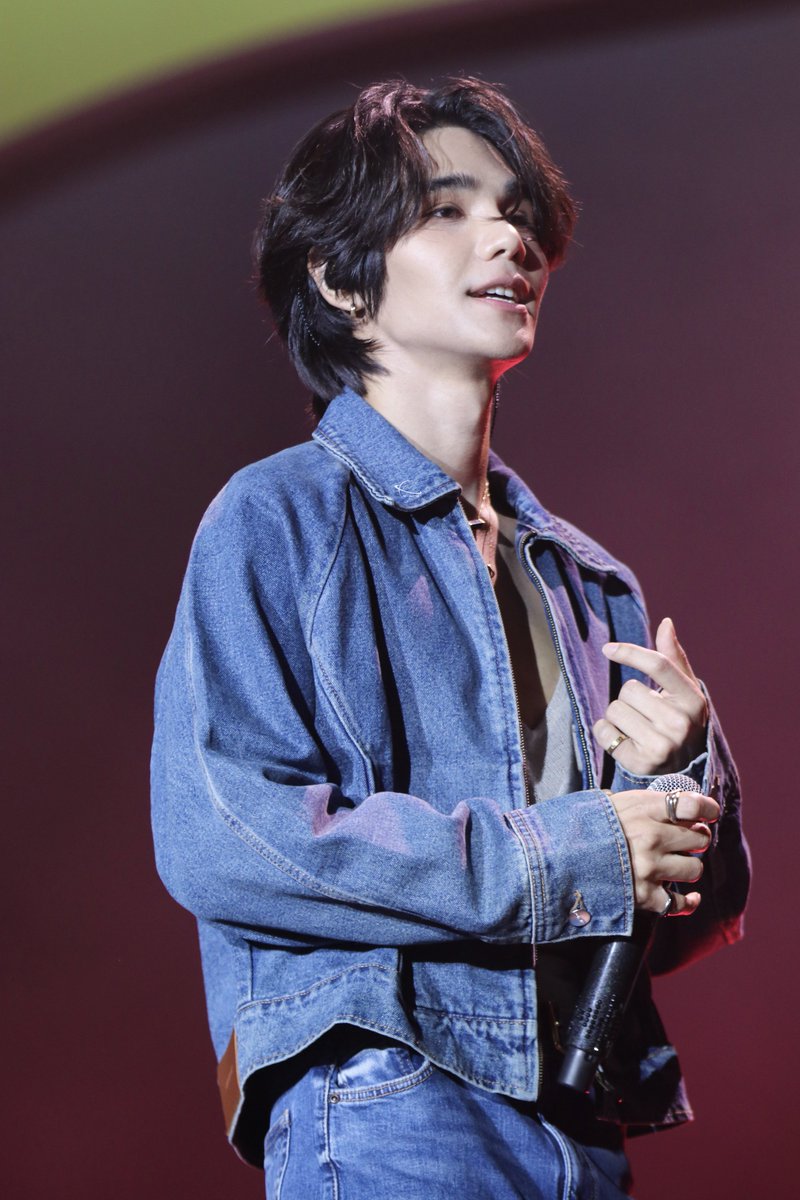 moonletss's tweet photo. แค่ปลดกระดุมแขนเสื้อ พี่ต้องเท่ขนาดนี้เลยหรอออ 😖😫🫠 https://t.co/OmYPiY9IYQ