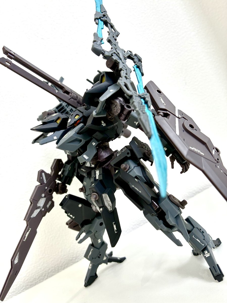 3765Denden's tweet photo. ゼノヴァルトは30MMにしてはこれ単体で既に出来上がっているキットだよなぁ
だけど、アーマードコア武器セットと組み合わせるとむちゃくちゃマッチしてかっこよくなるんだ✨

#30MMCM2026 #プラモデル好きと繋がりたい #プラモデルライフ https://t.co/P4jrdZEKAX