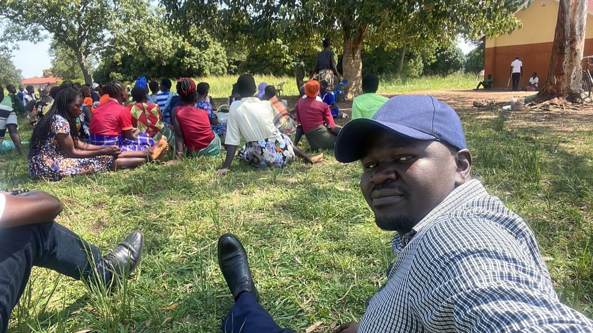 AndrewOulanyah's tweet photo. LC1 elections underway in Ayomlony Village, Lalgoi Sub County, Omoro County https://t.co/1tOgL2hSeM