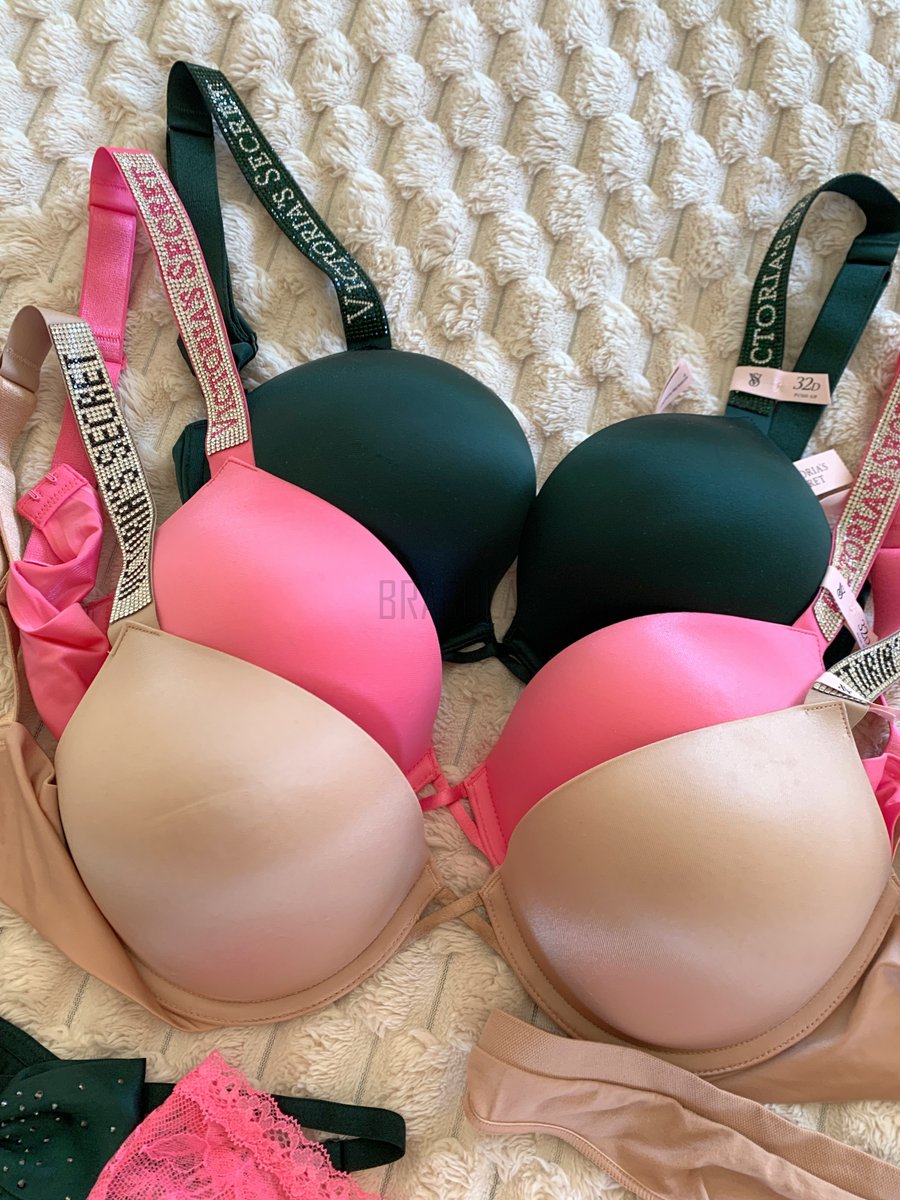 BraculaVS's tweet photo. Oops, I went on a bit of a @VictoriasSecret shopping spree during their last semi annual sale.
Which set do you like the best? Which one should I feature first?
#pushupbra #victoriassecret https://t.co/kkD11qUkPn