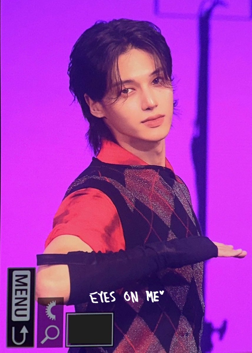 Eyesonme_wy's tweet photo. 260728 BAD 쇼케이스 pre

우리 깜고 오랜만입니당🖤🐈‍⬛🐾 

#에이티즈 #우영 #ATEEZ #WOOYOUNG https://t.co/uMpD1Ybpvu
