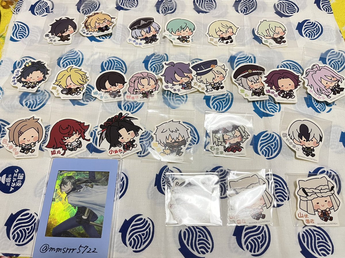 mmsrrr5722's tweet photo. 刀剣乱舞 んまほっぺ ステッカー 譲渡
譲／燭台切、小竜、大慶、一期、髭切、膝丸、太鼓鐘、獅子王、堀川、村雲、歌仙、五虎退、蛍丸、蜻蛉切、村正、包丁、抜丸、小烏丸、鳴狐、石田、倶利伽羅江、祢々切丸、山伏
求／150円＋送料
以下条件続きます→ https://t.co/vpoyBxLBg3