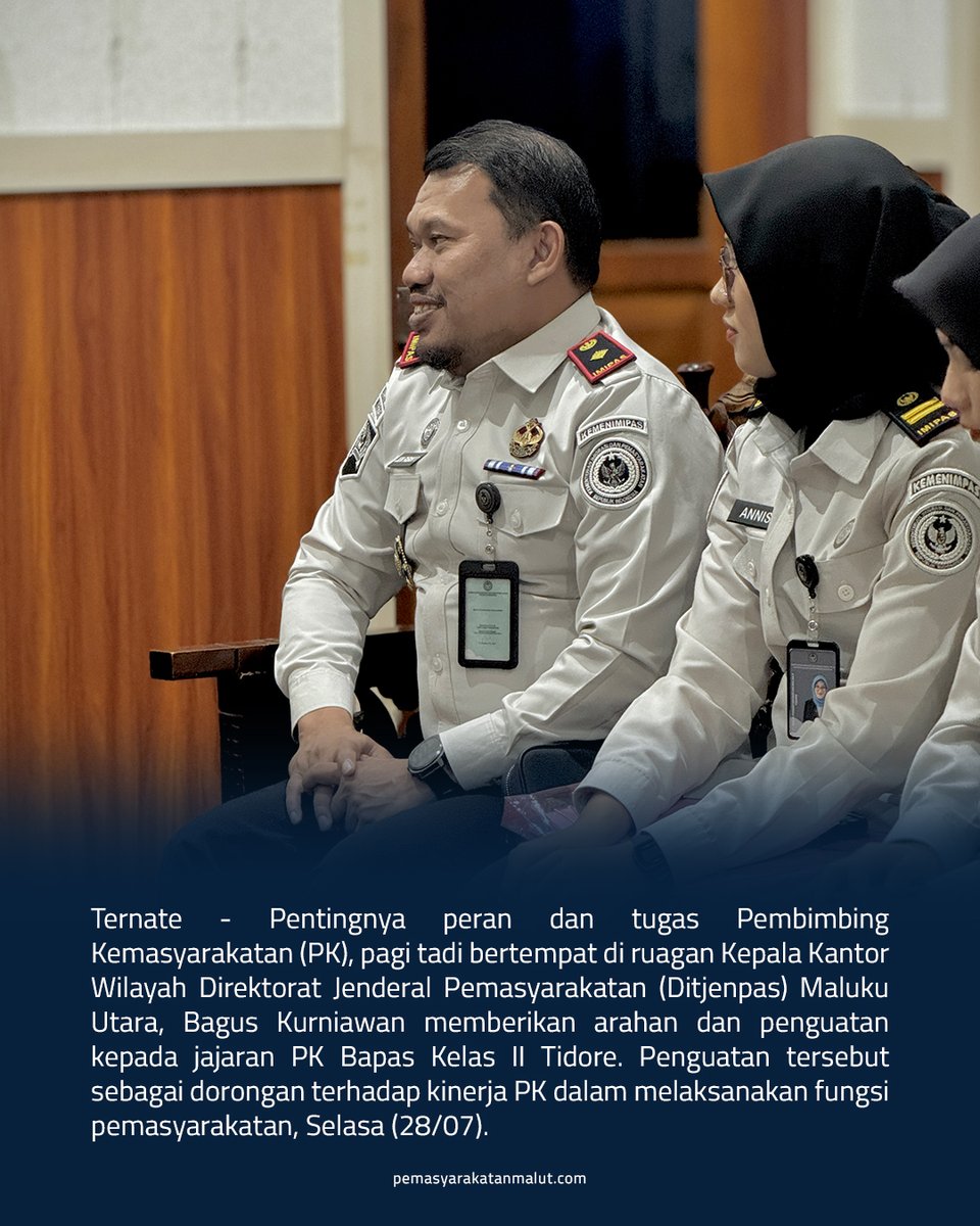ditjenpasmalut's tweet photo. Kakanwil Ditjenpas Maluku Utara, Bagus Kurniawan, memberikan arahan dan penguatan kepada jajaran PK Bapas Kelas II Tidore guna meningkatkan kinerja pemasyarakatan, Selasa (28/07).

Berita selengkapnya : https://t.co/tMfuzy9rGf https://t.co/1zbbzAR2V8