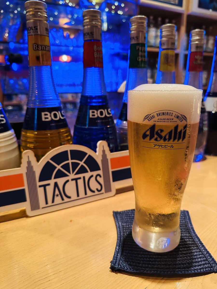 sh_tactics's tweet photo. 7/28(火)、新橋TACTICSの営業時間は19:00-24:00です

本日もマサアキがお待ちしとりまーす✌️ https://t.co/tHHdEcuc96
