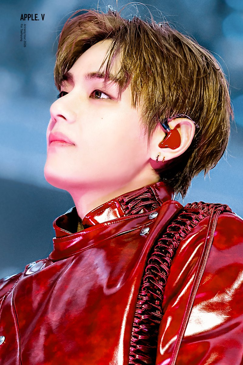APPLE_V_KR's tweet photo. 260711
ARIRANG WORLD TOUR IN Munich DAY 1
🐯💜

#TAEHYUNG #BTSV #BTS_WORLDTOUR_Munich https://t.co/QIlqcIql6W