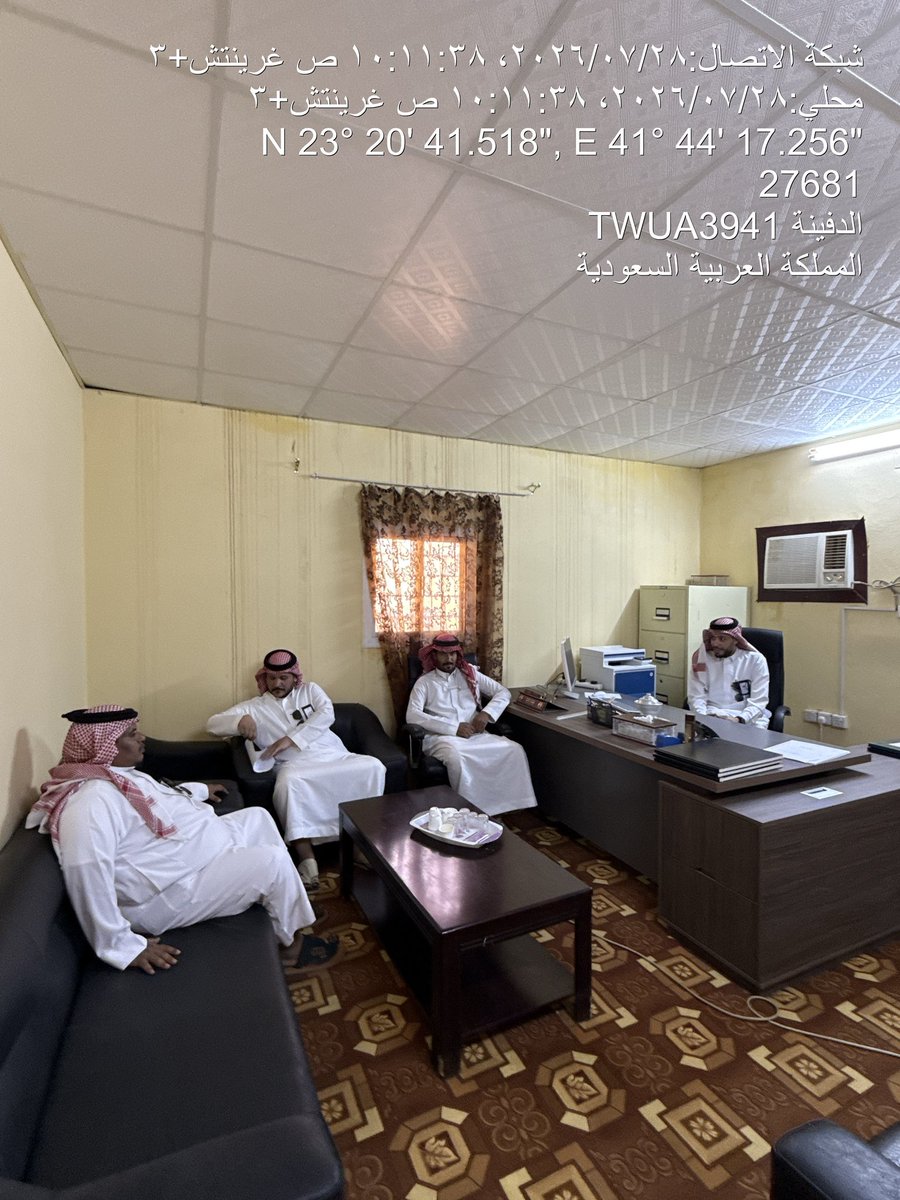 Dhalmgov's tweet photo. رئيس بلدية ظلم المهندس / عمر بن عصام سندي يقوم بجولة تفقدية على مكاتب الخدمات البلدية بمركز الركنة ومركز المزيرعة للوقوف على الخدمات البلدية المقدمة ومتابعة سير العمل البلدي https://t.co/Zy01NRE57k