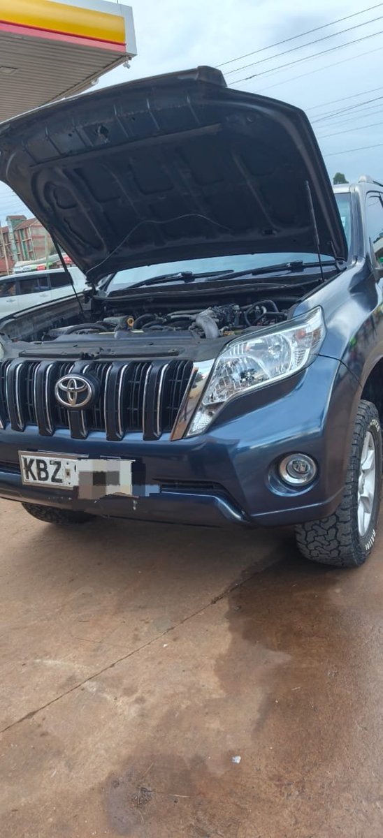 timothyCarplug's tweet photo. Toyota landcruiser prado Local🚨
2014 YOM
Sunroof
3000cc diesel
Automatic
Asking 4,600,000 KES🏷️
📍Eldoret town
Call/ whatsapp
0707605940 https://t.co/7sXgqwiY8W