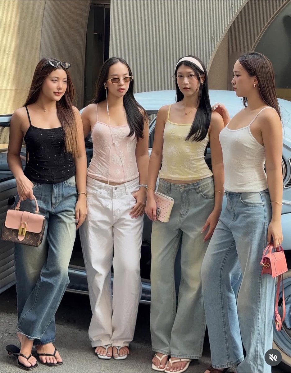 ifeelsopeach's tweet photo. ยีนส์สีชมพูอ่อนของ duex น่ารักม้ากจริงๆๆ 🩰🧘🏼‍♀️🍵 เป็นยีนส์เอวต่ำที่ถูกต้อง จริงๆรุ่นนี้มีหลายสีเลย ราคาไม่แพงด้วย 💌 (สีชมพุ must have จริงๆ) https://t.co/MlZw3n2JYu
