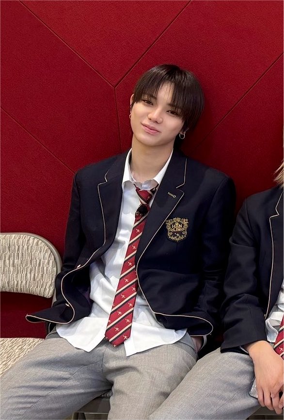 suksahi4sho's tweet photo. yulsahi campus crush 🥹💖 #OHYUL #ASAHI https://t.co/CHQwzzKnEm
