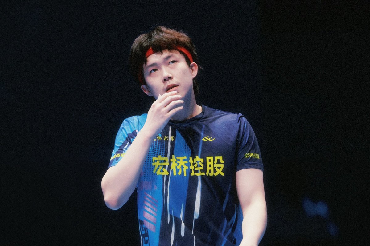 Jhonaju1's tweet photo. อวัยวะ​ทั้งตัวชายหวังจะชอบมือกับขานางมาก ๆ มันดูเรียวดูสวยงามดูแพง https://t.co/vhCr7DmEPn