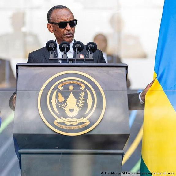 INKGOEL's tweet photo. Sans puissance chez nous  vient de notre impuissance, son organisation sécuritaire chez nous vient de notre désorganisation.

Le Président Paul Kagame est un moindre mal, c'est nous qui partons le chercher il profite..

Nos dirigeants sont sans vision et stratégies, oublions PK https://t.co/5aByzgh35L