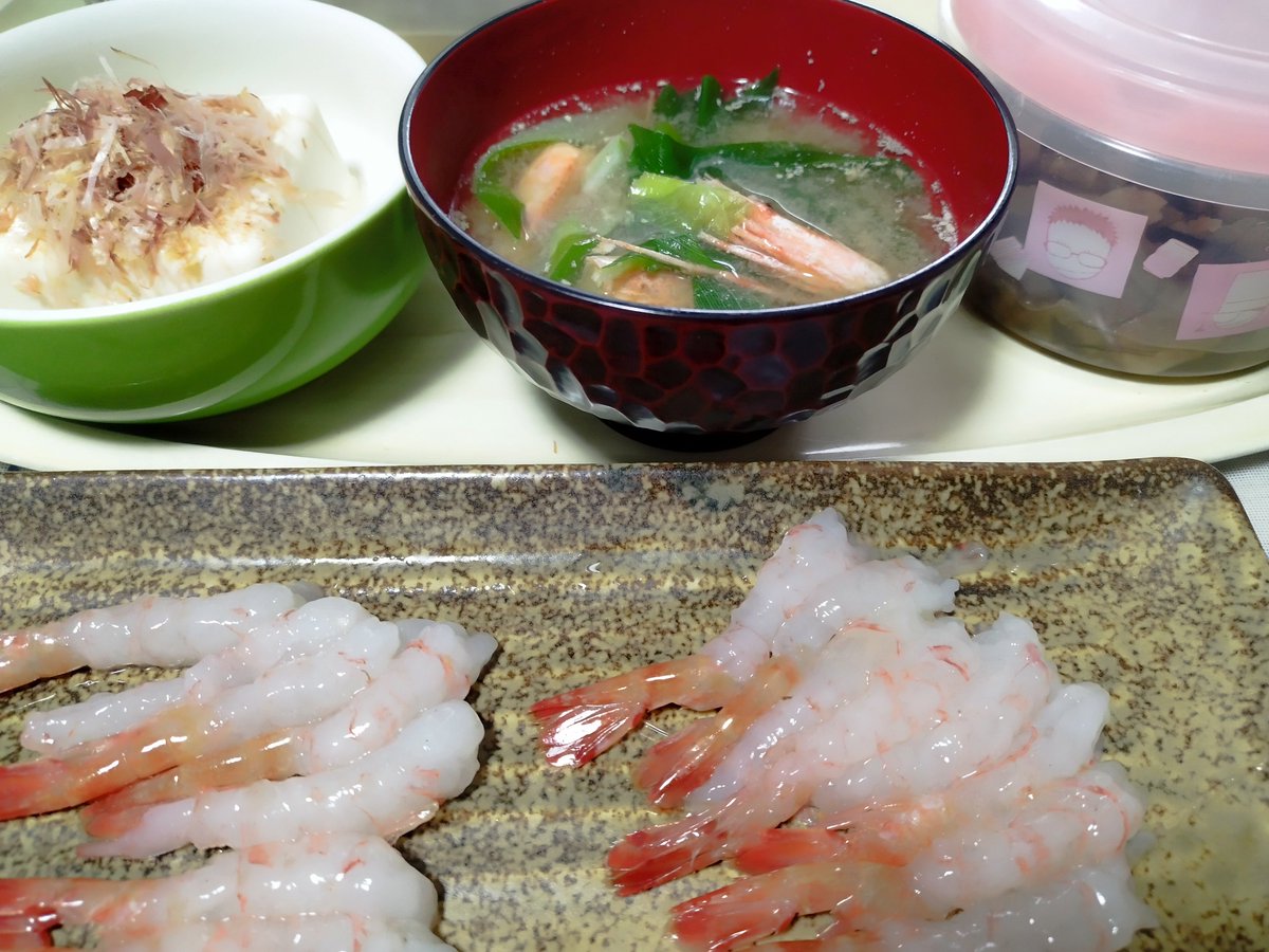 makio1247's tweet photo. 今年初シーズンの甘エビのお刺身🦐うまし。 https://t.co/P7GhXkRojF