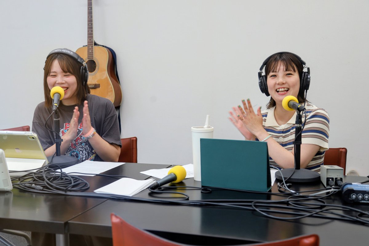 gomuzori's tweet photo. 26/7/28(火) 岩沼駅前スタジオ
#エフエムいわぬま 生放送📻
「お昼だヨ! #Liho のごきげんTuesday」
guest:#アヤコ(#カタカナ3文字)
#ひるりほ カタカナ2度目ゲスト
テーマトーク
おりほワンマン振り返り
カタカナワンマンPR等
#弾き語りほ 🎸
「ミルクコーヒー」「16」
今週はオンエア中雨降らずw https://t.co/UjjpfOc5jM
