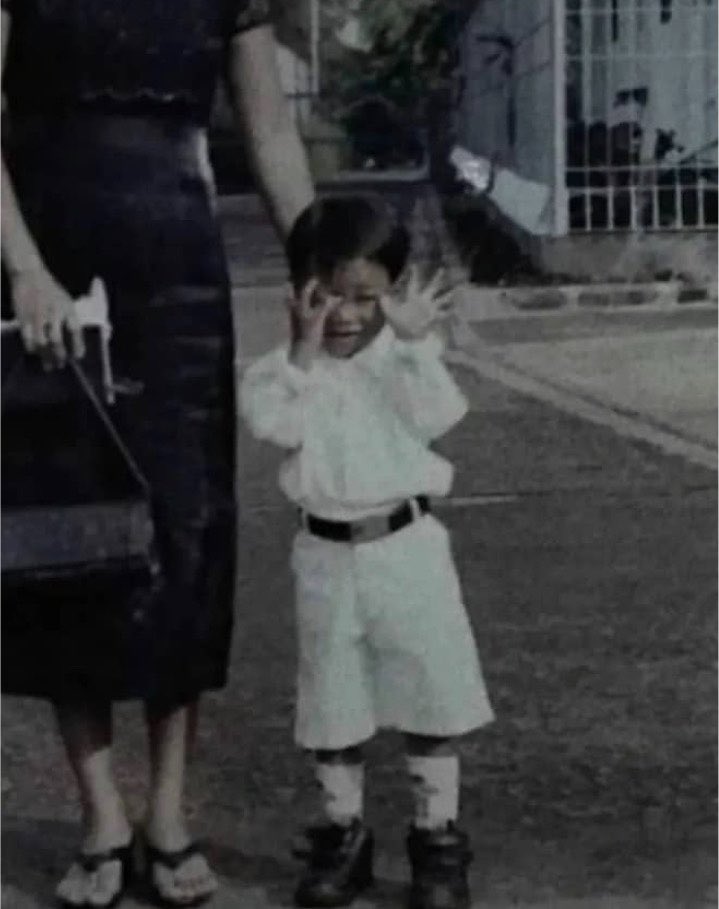 apaapagino's tweet photo. mini                vs              now https://t.co/KtpNRYh5PG