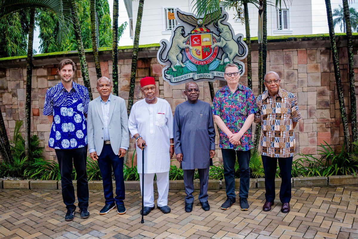 alexottiofr's tweet photo. Yesterday, we had the honour of receiving the 2024 Nobel Laureate in Economics, Prof. James A. Robinson, alongside a delegation of distinguished scholars from the United States, led by Nigeria’s former Minister of Education and Health, Prof. Ihechukwu Madubuike.  

It was an evening of rich exchange of ideas on development, institutions, and the future of economic policy. I congratulated Prof. Robinson on his Nobel Prize achievement and shared my conviction that development economics remains the most critical area of economics because it speaks directly to the realities of people’s lives.  

We discussed the importance of breaking cycles of poverty, building capacity for productivity, and ensuring that growth translates into meaningful development. I emphasized that our administration is committed to policies that drive sustainable progress, not just statistics.  

I also expressed Abia State’s readiness to collaborate with Prof. Robinson and his colleagues on research, policy development, and knowledge exchange to strengthen Abia’s development model.  

The delegation appreciated the ongoing reforms in Abia and encouraged continued commitment to sustainable development. Their words reaffirmed our belief that with discipline, transparency, and innovation, Abia can stand as a reference point for prudent economic management.

Abia remains committed to reforms that turn growth into real progress for our citizens.