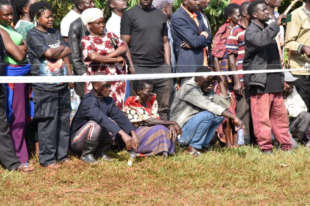 newvisionwire's tweet photo. LC1 Elections 2026 π³οΈπΊπ¬ UPDATE: Voter verification is ongoing at Lugala Village, Lugoba Parish, in Bukwe District.
πΈ By Simon Peter Tumwine
#LCElections | #VisionUpdates https://t.co/LEhW1eeZ7A
