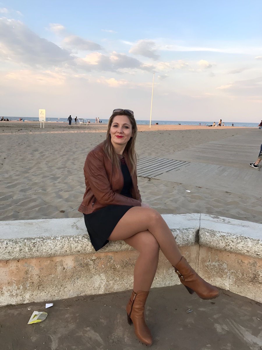 ecenazcelikk0's tweet photo. Kocasını aldatan tüm kadınlara selam olsun https://t.co/tu7bKV3boc