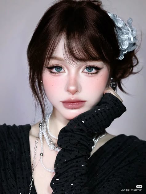 mushina128's tweet photo. Celestial-glam portrait vibes flawless skin, icy blue eyes, soft blush, and a glossy lip
ExG https://t.co/5U1k1Rtrgf