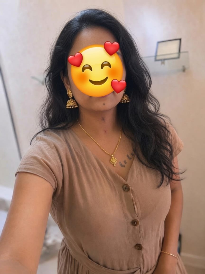 ijejjkeek's tweet photo. #recentpics
#newdress

Real pics thambi.... 👋
Akka ke dress epadi irake ? https://t.co/HdatjZ6QqA