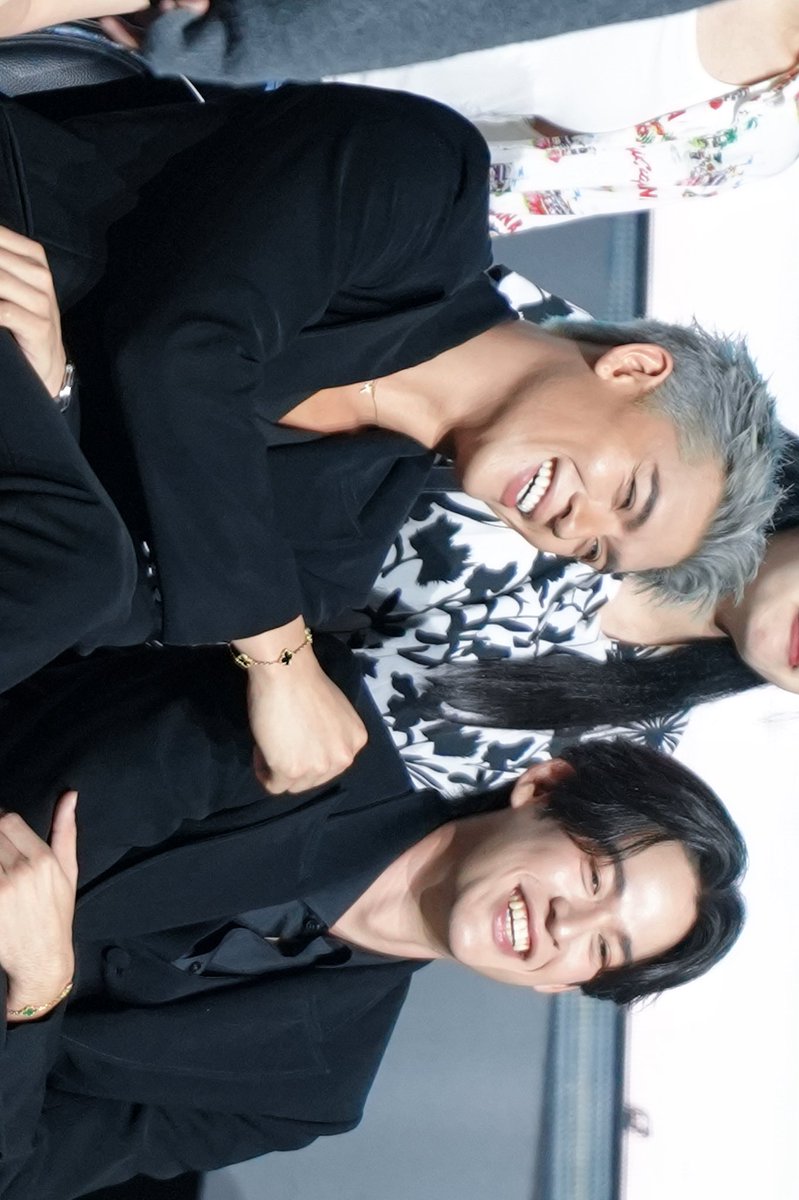 Butterflynabe's tweet photo. จอสกวินยิ้มกว้าง แบบมีความสุข ตื่นเต้น แล้วเค้าบอกให้ทุกคน enjoy กับคอน

#JossGawinConcert 
#JossGawin https://t.co/ofiFJ26h3t