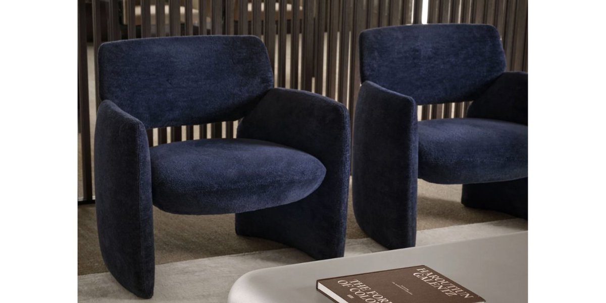 homefvc's tweet photo. 🛋️✨ Porro unveils its 2026 furniture collection at Salone del Mobile Milan, introducing innovative designs, global collaborations, and timeless Italian craftsmanship.

Read More:- https://t.co/Ko6U6vEv8H

#Porro #SaloneDelMobile #MilanDesignWeek #ItalianDesign #FurnitureDesign https://t.co/H6aVk388RA