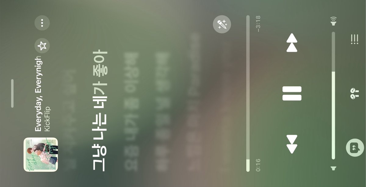 올챙. . tweet media