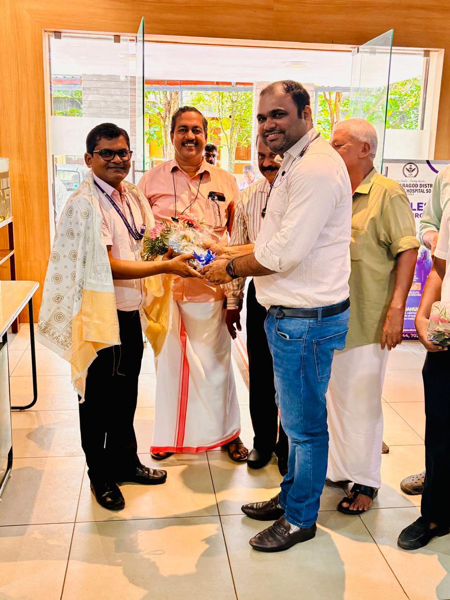 NCDCrotvm's tweet photo. Shri Surendra Kumar Suman, Regional Director, NCDC RO, Thiruvananthapuram, visited Kasaragod District Cooperative Hospital to review its infrastructure and discuss its expansion plan. NCDC remains committed to strengthening cooperative healthcare across Kerala. #NCDC #Healthcare https://t.co/mdVrhu32Sk
