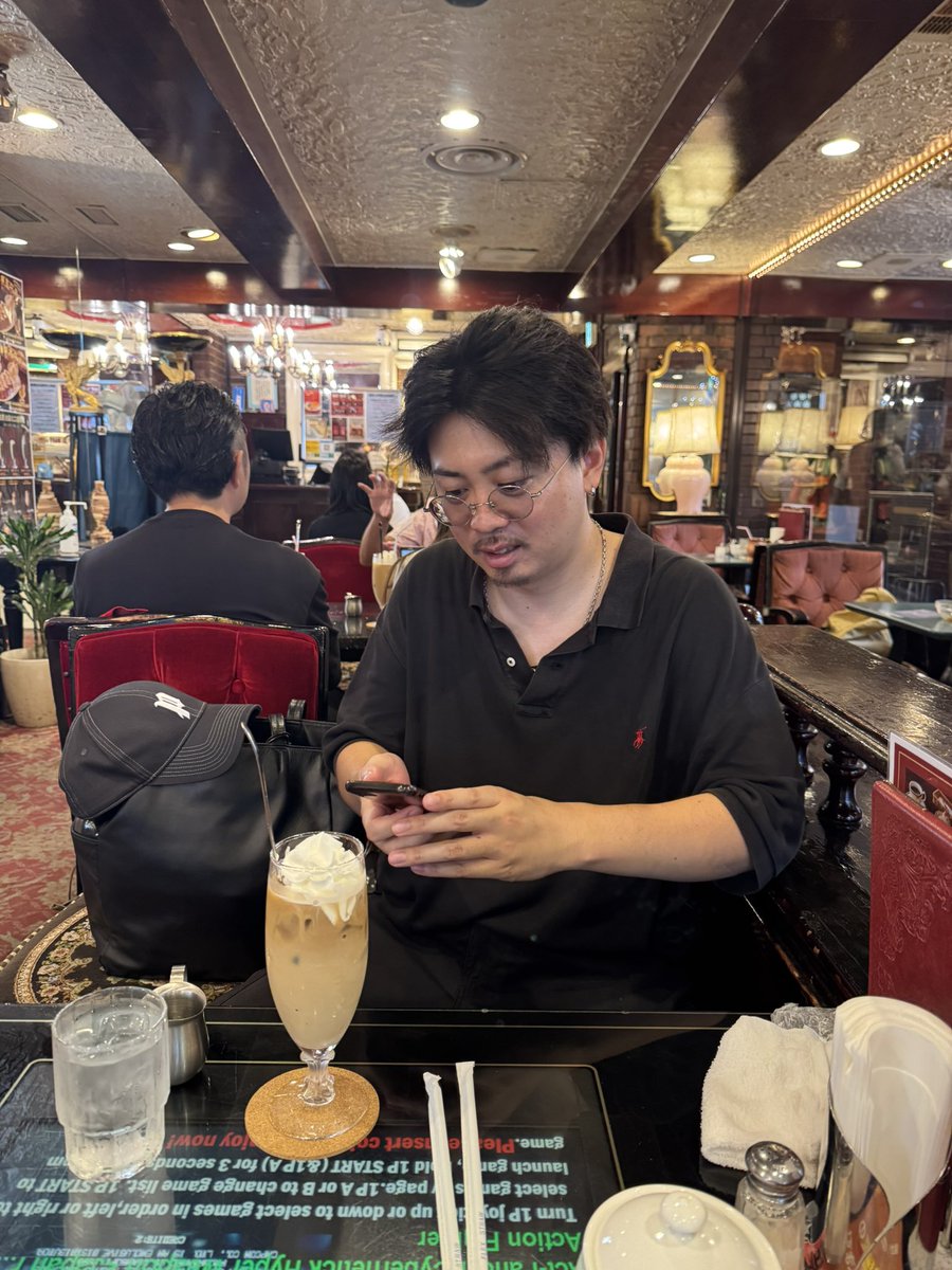 mn_yusk's tweet photo. 専門の後輩、東川と10年ぶりに邂逅！
伏線回収！ https://t.co/mVTkWEnN9z